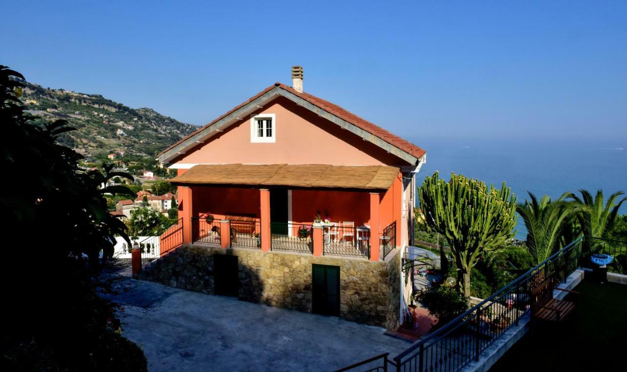 Agriturismo Un Mare Di Fiori Villa Ventimiglia Dış mekan fotoğraf