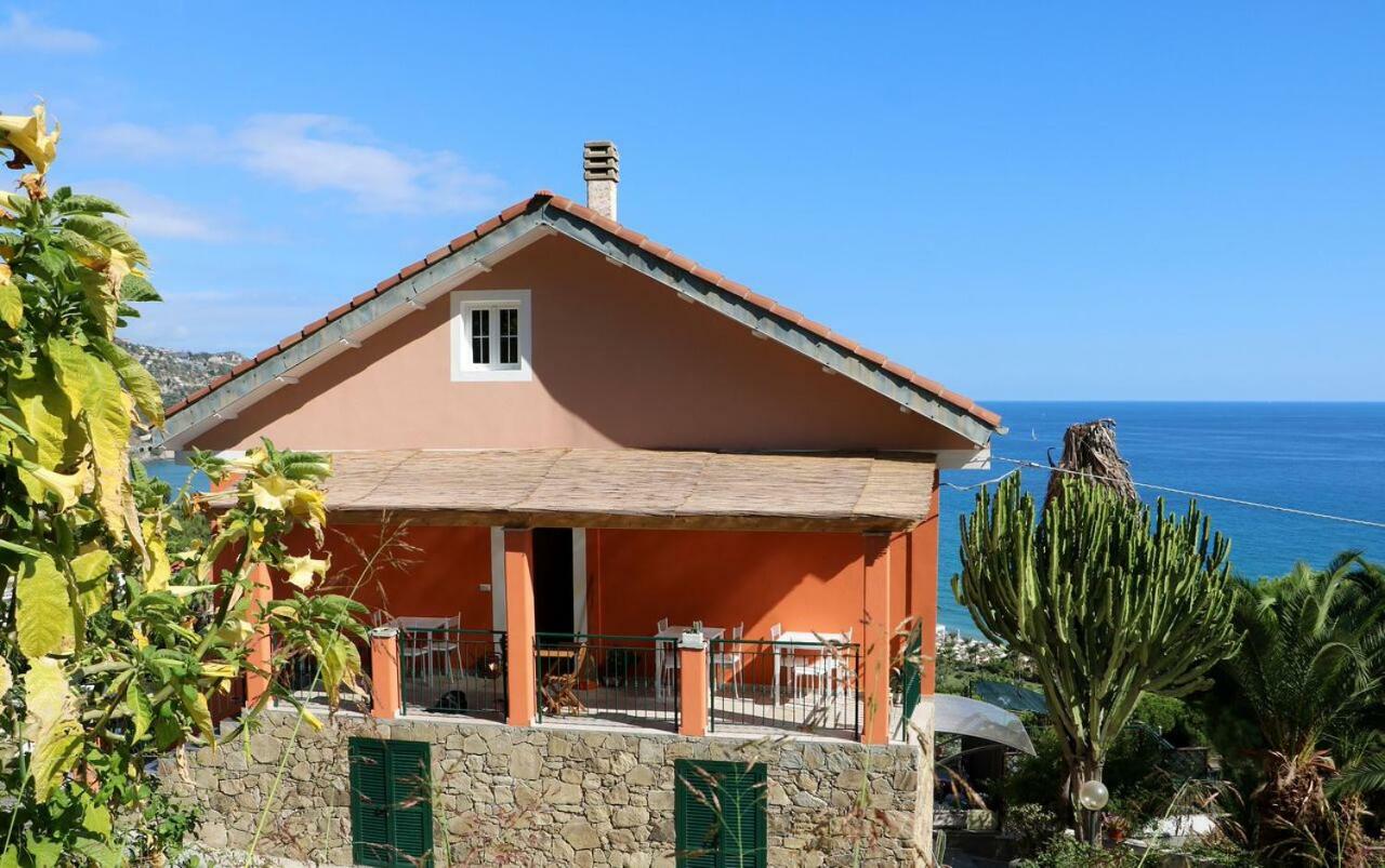 Agriturismo Un Mare Di Fiori Villa Ventimiglia Dış mekan fotoğraf